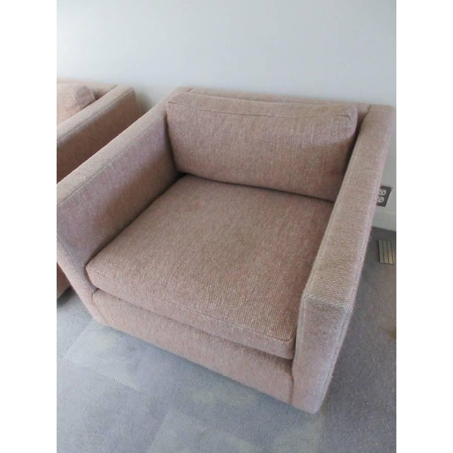 Knoll Charles Pfister Mid-Century Lounge Chair in Pink - A Pair For Sale In New York - Image 6 of 7