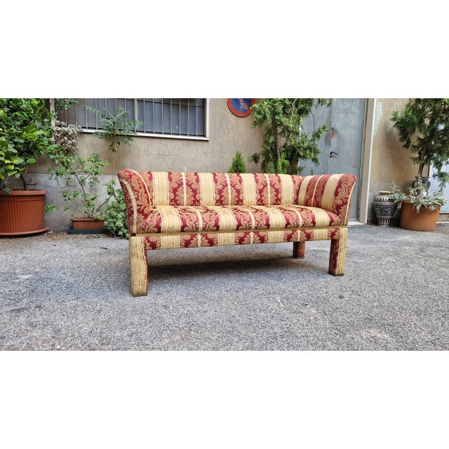 Two-Seater Sofa with Floral Fabric with Decorative Brass Edges, 1980s, in Very Good conditions. Designed 1970 to 1979