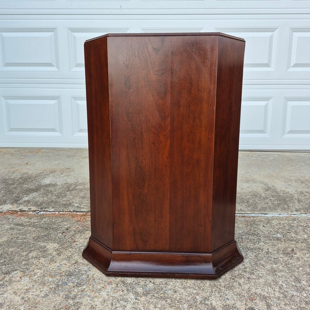 Wood Late 20th Century Ethan Allen Art Deco Regency Mahogany Pedestals Side Tables Plant Stands, a Pair For Sale - Image 7 of 12