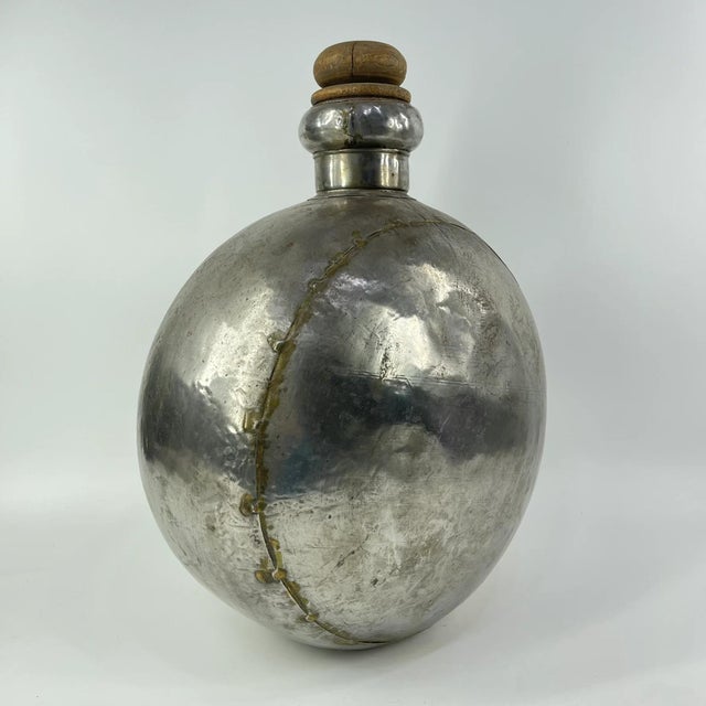 Silver Early 20th Century Huge Indian Metal Bottle MATTER COLLECTION For Sale - Image 8 of 10