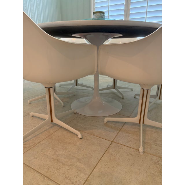 Mid Century Modern Dining Set – Maurice Burke for Arkana – Tulip Table and Chairs, Set of 7. For Sale - Image 10 of 13