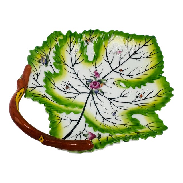 Chelsea House Leaf Design Decorative Plate For Sale