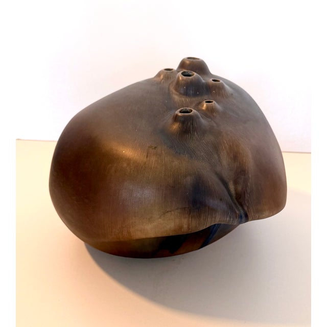 Brown Lacquered Ceramic Tulip Vase / Centerpiece attributed to Giacomo Onestini, 1970s For Sale - Image 4 of 15