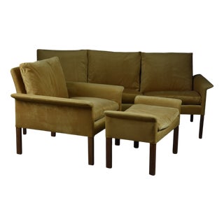 Model 500 Lounge Set in Yellow Velvet by Hans Olsen, Denmark, 1960s, Set of 3 For Sale