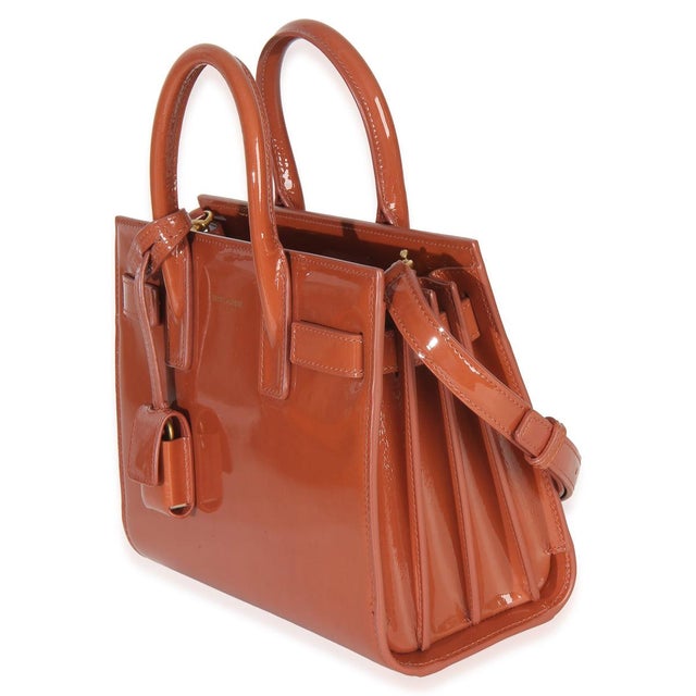 Item #: 153559 Interior Material: Leather MSRP: 2,850 Features Interior: One card slot Dimensions: 8.5 x 7 x 3.5 in...