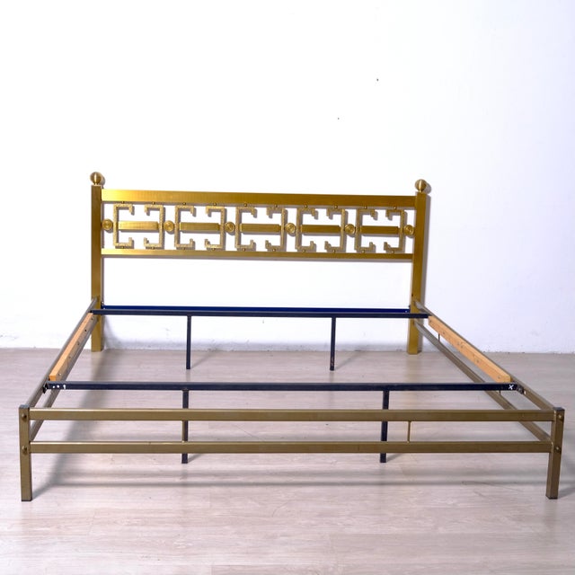 Metal Italian Brass Double Bed from the 1970s For Sale - Image 7 of 18