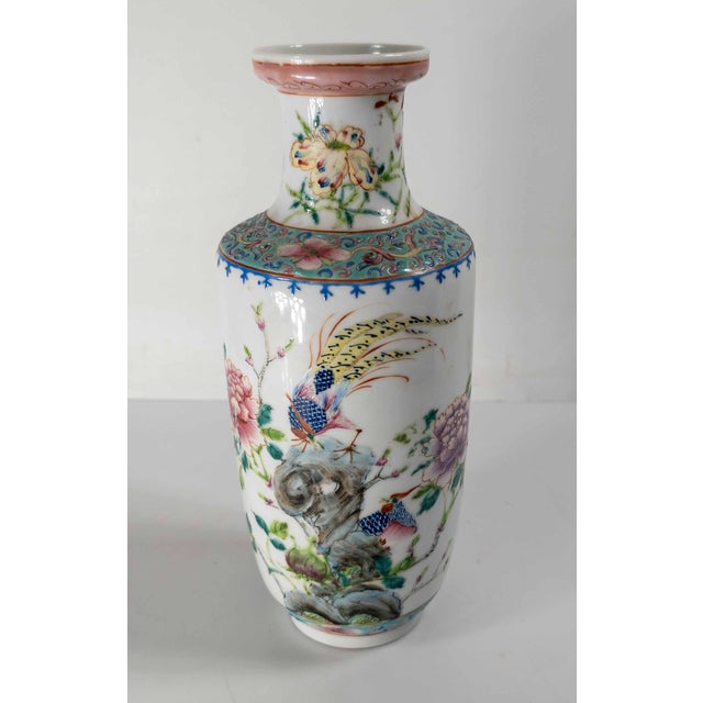 Early 20th Century Chinese Chinoiserie Famille Rose Vase, Late Qing or Republic Period For Sale - Image 12 of 18