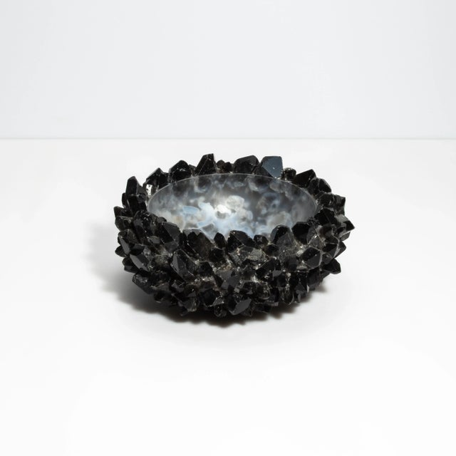 Modern Classic Medium Bowl in Black Quartz For Sale - Image 3 of 7
