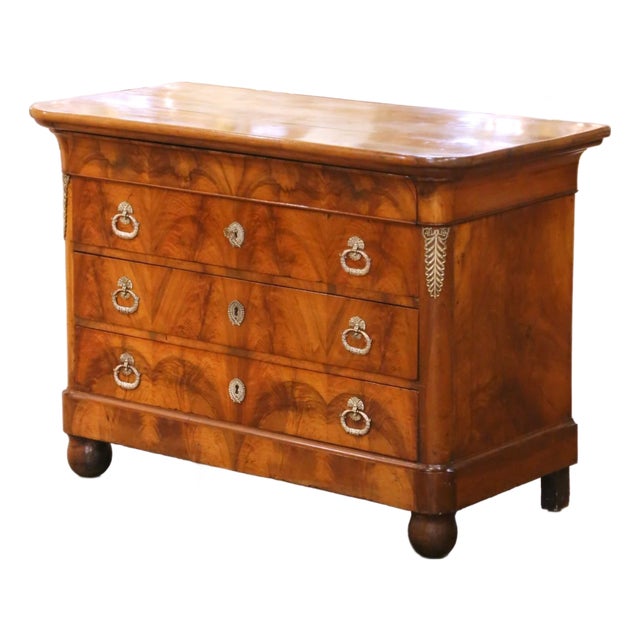 19th Century French Louis Philippe Walnut Four-Drawer Chest Commode For Sale