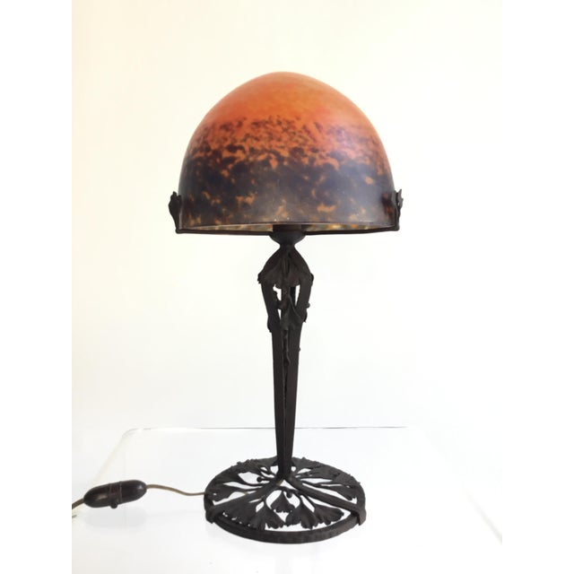 Art Deco French Lamp in Wrought Iron and Ginko Leaves attributed to Muller Frères for Muller Freres / Edgar Brandt, 1930s For Sale - Image 9 of 14