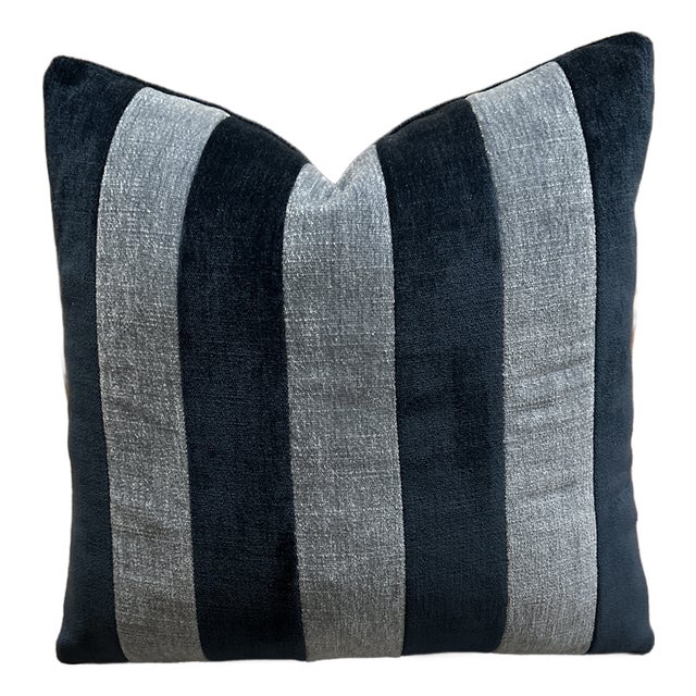 Handcrafted Decorative Pillow Case For Sale