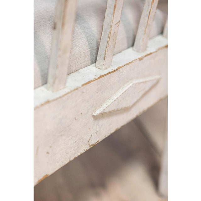 Swedish Gustavian Style Gray Painted Sofa Bench with Raised Diamond Motifs For Sale - Image 10 of 11