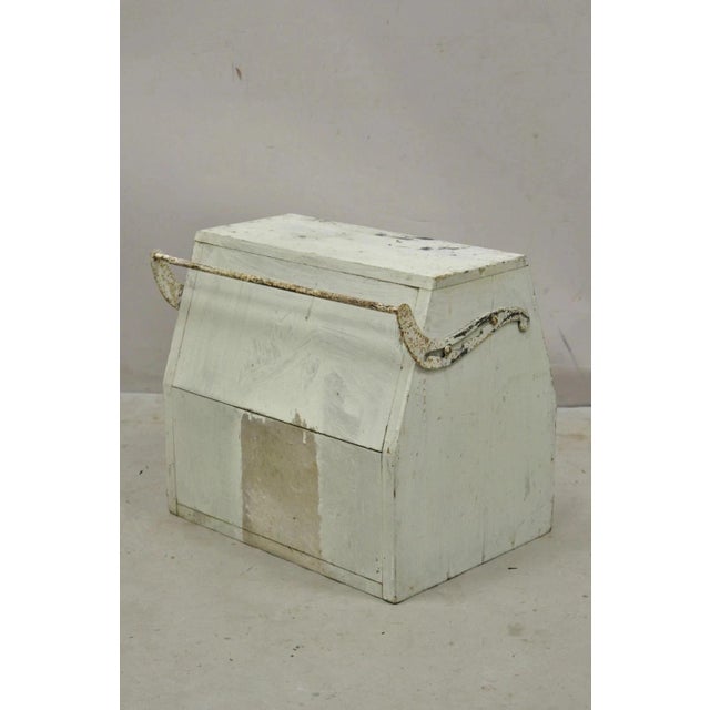 Vintage Arts & Crafts Wooden Green Painted Shoe Polish Box Tool Chest For Sale - Image 10 of 12