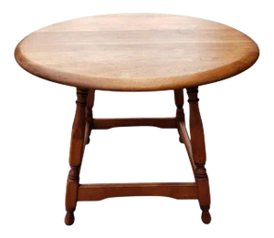 Amish Hand Crafted Solid Red Oak Desert Table Side Table, Circa 1970s