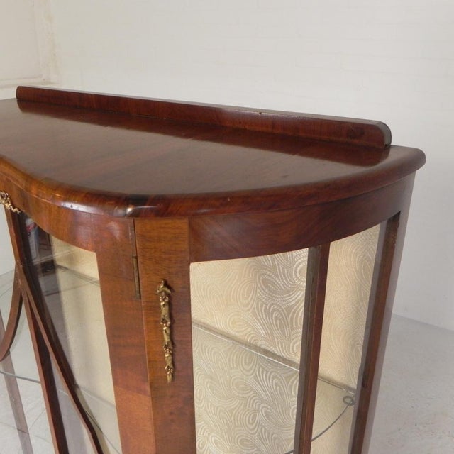English Art Deco Display Cabinet on Ornate Legs, 1930s For Sale - Image 18 of 18