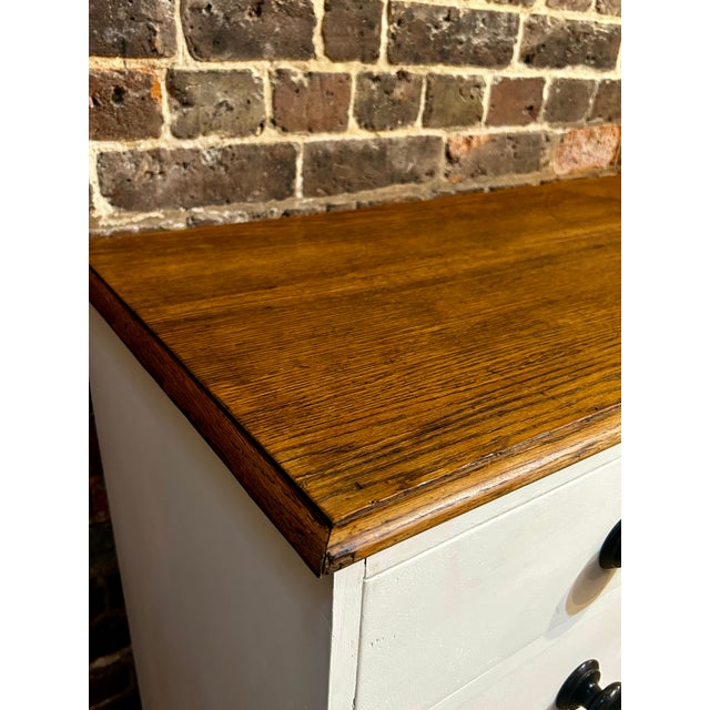 Victorian Painted Pine & Oak Chest of Drawers, England, 1890s For Sale - Image 4 of 8