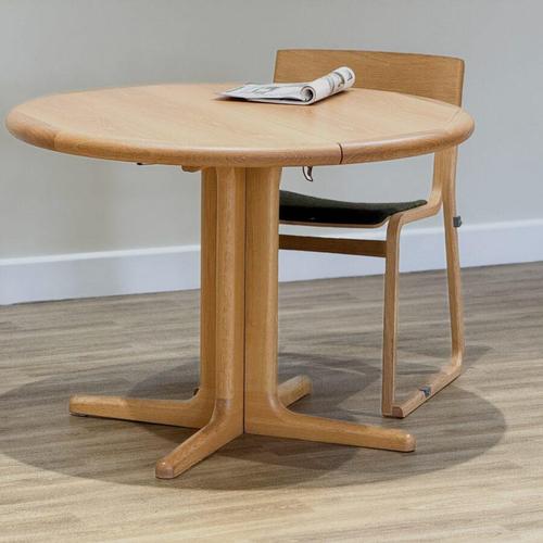 1960s Mid-Century Modern Danish Dining Set in Oak, Set of 6 For Sale - Image 5 of 15