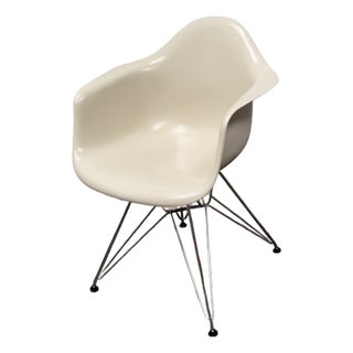Charles & Ray Eames for Herman Miller Eames Armchair For Sale