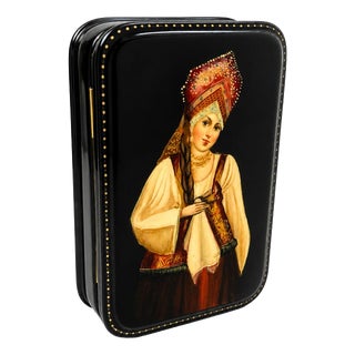 Jewelry Lacquered Box with Gold Leaf by Fedoskino For Sale