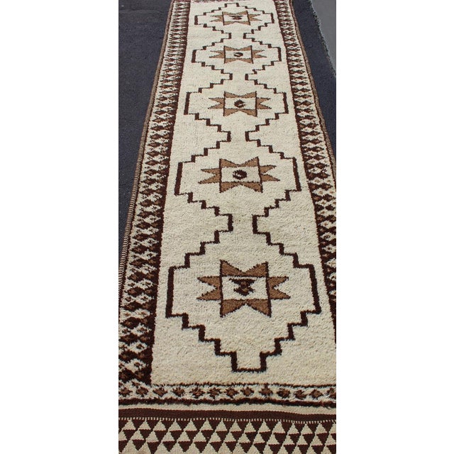 Mid 20th Century Long Runner Vintage Turkish Tulu With Modern Design in Cream, Brown 3'4 X 12' For Sale - Image 5 of 10