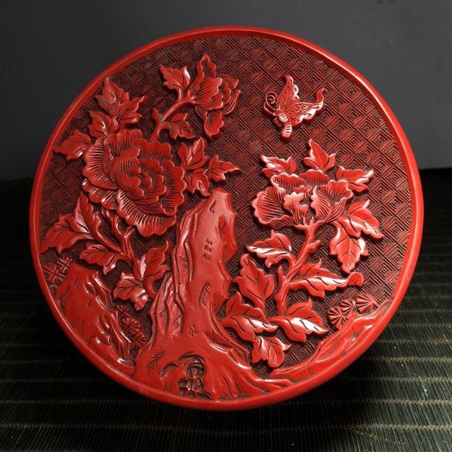 Cinnabar Carved Lacquer Round Box With Peony & Butterfly For Sale - Image 4 of 6