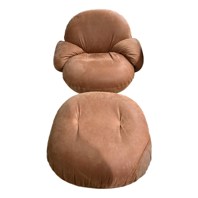 Gubi Pacha Lounge Chair (Returning Swivel Base) and Matching Ottoman in Leather For Sale