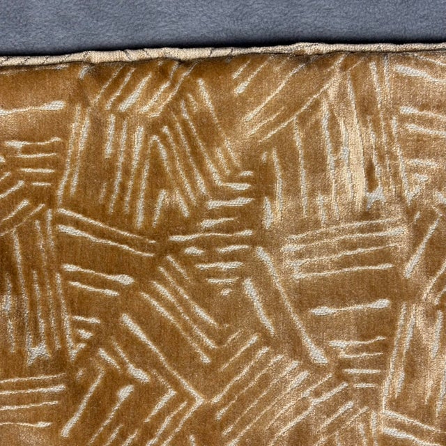 Elevate your living space with this luxurious velvet throw pillow cover, featuring a sophisticated geometric abstract...