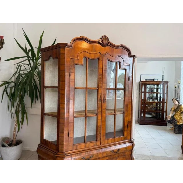 Baroque Style Display Cabinet in Walnut and Glass, 1970s For Sale - Image 16 of 17