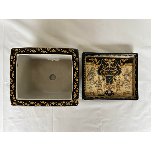 Vintage Ceramic United Wilson (Juwc) Renaissance Revival Planter & Tray For Sale - Image 4 of 10