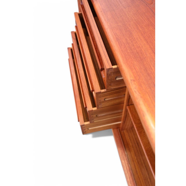 Sideboard in Teak by Arne Vodder for Vamo Long, 1960s For Sale - Image 16 of 18