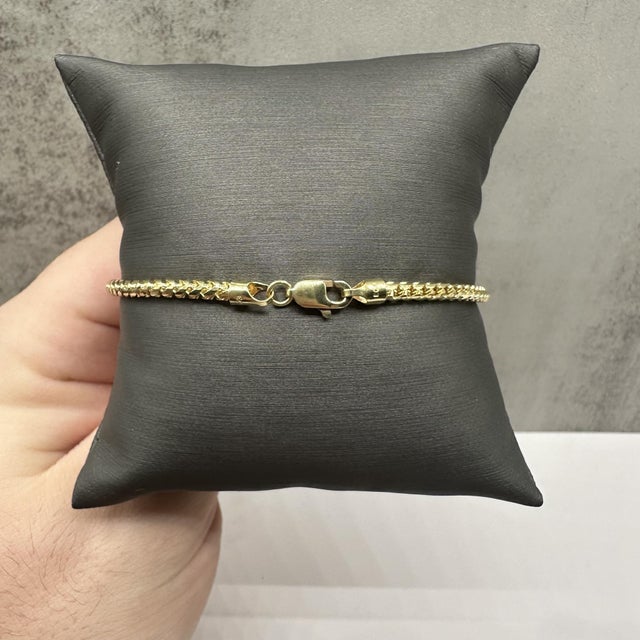 Contemporary 14kt Yellow Gold Franco Bracelet – 7.5in, 2.7mm, 7.45g, New For Sale - Image 3 of 5