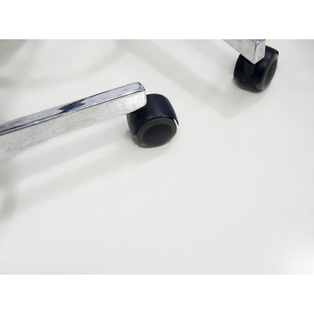 White Perch Chairs by George Nelson for Vitra, 2010s, Set of 2 For Sale - Image 15 of 16