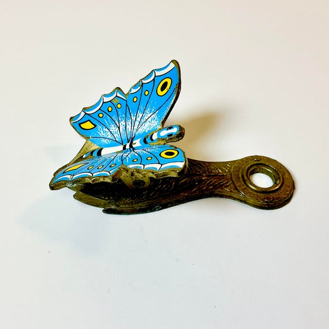 Hollywood Regency 1970s Vintage Boho Chic Hollywood Regency Chippendale Brass & Enamel Butterfly Paper Clip For Sale - Image 3 of 10