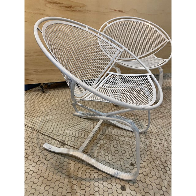 Up for your consideration is a beautiful set of three original old attributed to Salterini radar lounge chairs by Maurizio...