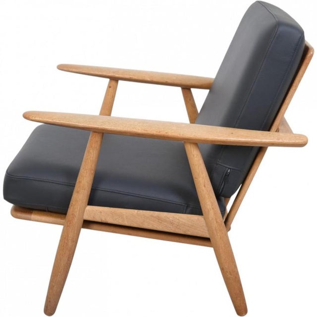 GE240 Cigar Chair in Oak by Hans J. Wegner, 1980s For Sale - Image 13 of 18