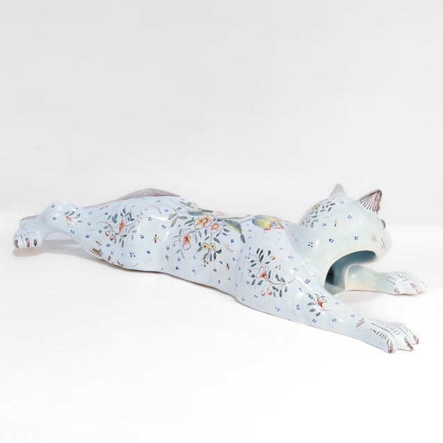 Ceramic French Desvres Faience Figural Cat Wall Pocket Vase or Bouquetière by Geo Martel For Sale - Image 7 of 16