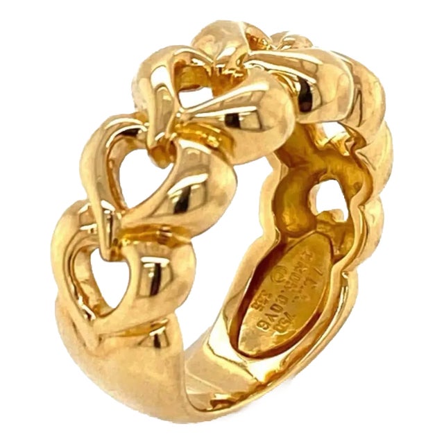 Van Cleef & Arpels 18k Yellow Gold Open Hearts Ring, Size 5 For Sale