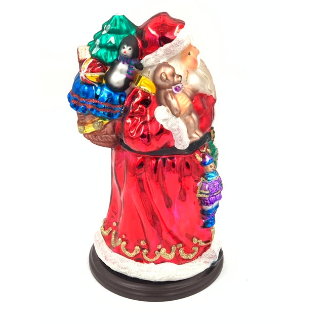 Bring the magic of the holidays into your home with this Thomas Paconni Santa Claus Figurine! This crafted piece captures...