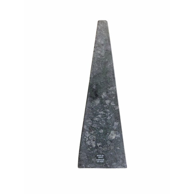 Late 20th Century Vintage Neoclassical Postmodern Green Marble Obelisk and Decorative Box- Set of 2 For Sale - Image 5 of 9