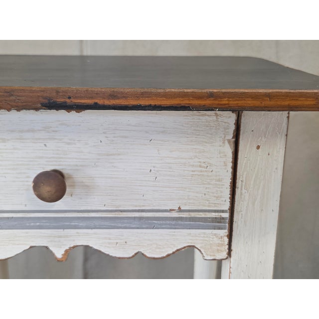 Antique Pine Nightstands Painted White With Gray Banding and Black Tops - A Pair For Sale - Image 17 of 17