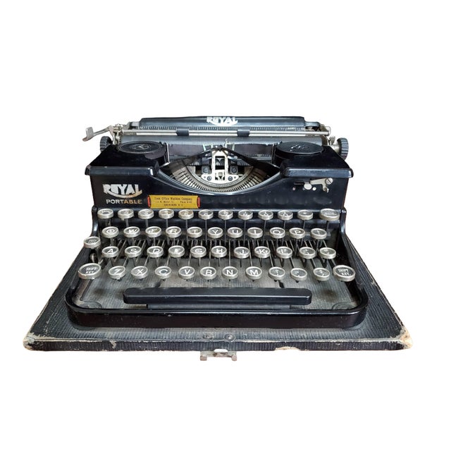 Art Deco 1927 Early Royal Portable Model P Typewriter For Sale - Image 3 of 18
