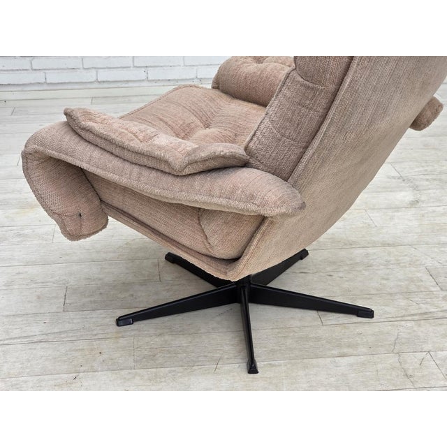 Danish Swivel Armchair in Beige Furniture Fabric, 1970s For Sale - Image 15 of 18