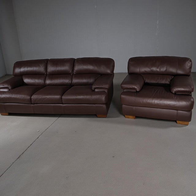 Brown Leather Lounge Set — Studio Edition For Sale - Image 8 of 9