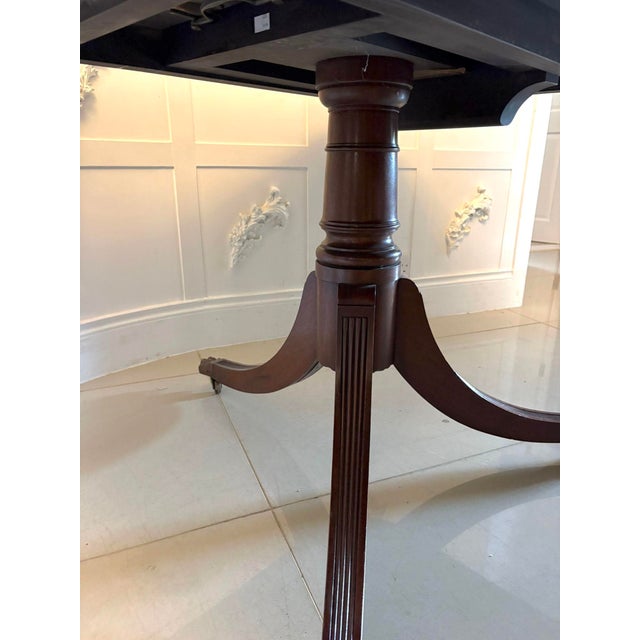 Antique English Mahogany Banquet Dining Table 22/24 Seater 4 Pedestal 3 Leaves , 1920 For Sale - Image 9 of 13