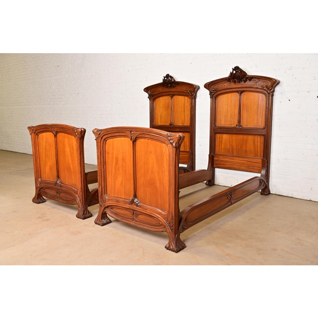 Louis Majorelle Antique French Art Nouveau Carved Walnut Twin Size Beds, Circa 1900 For Sale - Image 13 of 13