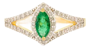 18k Yellow Gold Emerald Split Diamond Ring SIze 7