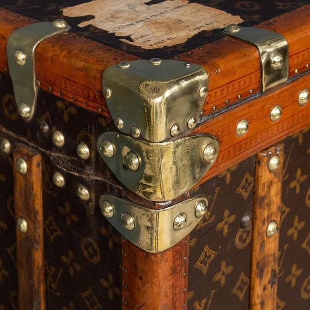 Wardrobe Trunk in Monogram Canvas from Louis Vuitton, France, 1920s For Sale - Image 9 of 18