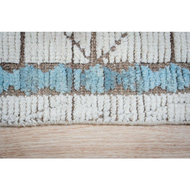 Textile 8x10 Cream Soft Wool Pile Hand-Knotted Contemporary Modern Berber Carpet Rug For Sale - Image 7 of 8