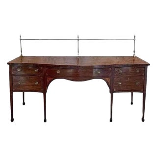 Late 18th Century Antique English Georgian Mahogany Serpentine Sideboard (Circa 1790) For Sale