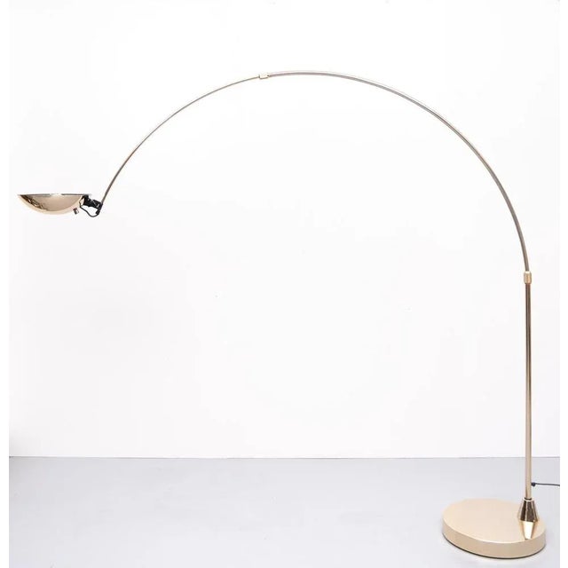 Metal Large Brass Arc Lamp by Leonardo Marelli, 1980s For Sale - Image 7 of 10